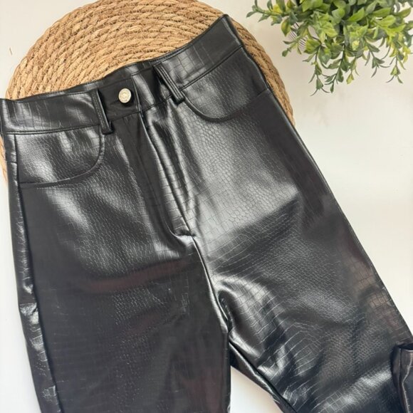 Wave Black Croc Faux Leather‎ Straight Leg Pants Size Small - Picture 9 of 10